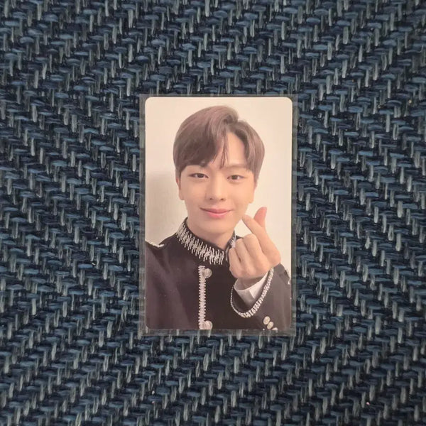 [BUNJANG] BTOB Yook Sung Jae DVD Photocard / 비투비 육성재 DVD 포카