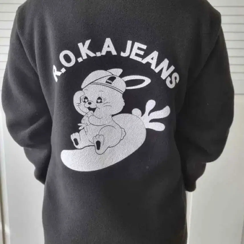 [BUNJANG] NewJeans Roka Fleece Jumper / 뉴진스 로카 후리스