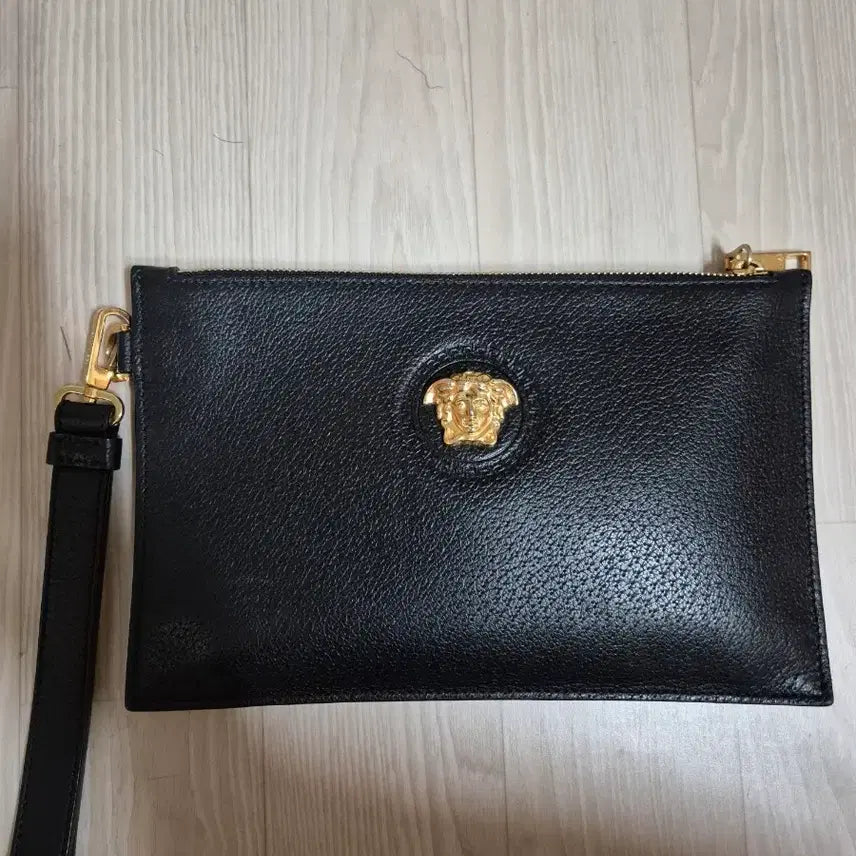 [BUNJANG] Versace Medusa Clutch Bag Black / 베르사체 메두사 클러치백 블랙