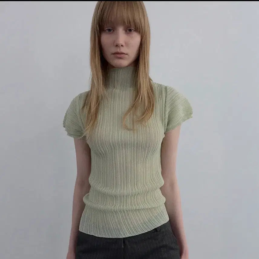 [BUNJANG] Une Une Pleated Half Neck Linen Knit / 우네씬 pleated half neck linen knit
