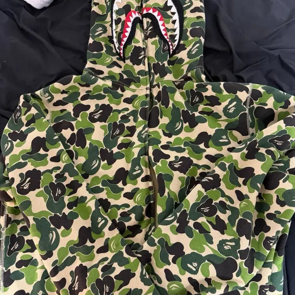 [BUNJANG] BAPE Shark Camo Full Zip Hoodie / 베이프 녹계 샤크 카모 후드집업