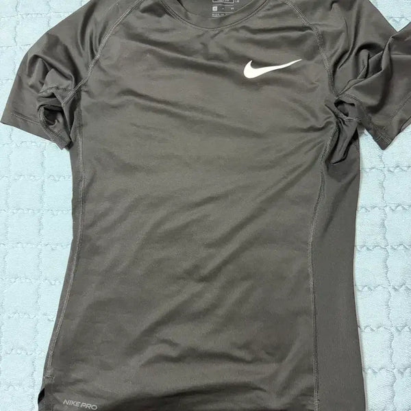 [BUNJANG] Nike Pro Short Sleeve T-Shirt / 나이키 프로 반팔 s(90)