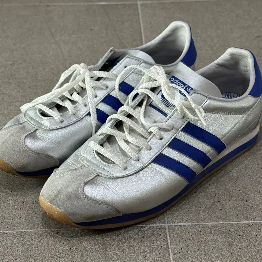 [BUNJANG] Adidas Country OG Silver Blue Sneakers / 아디다스 컨트리 OG 실버 블루 285