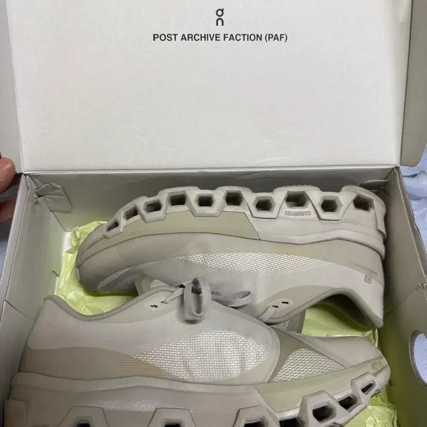 [BUNJANG] On Running Cloudmonster Paf Munderk Chocolate Men's Shoes / 260 온러닝 클라우드몬스터 파프 문더스크 초크 맨즈 (paf)