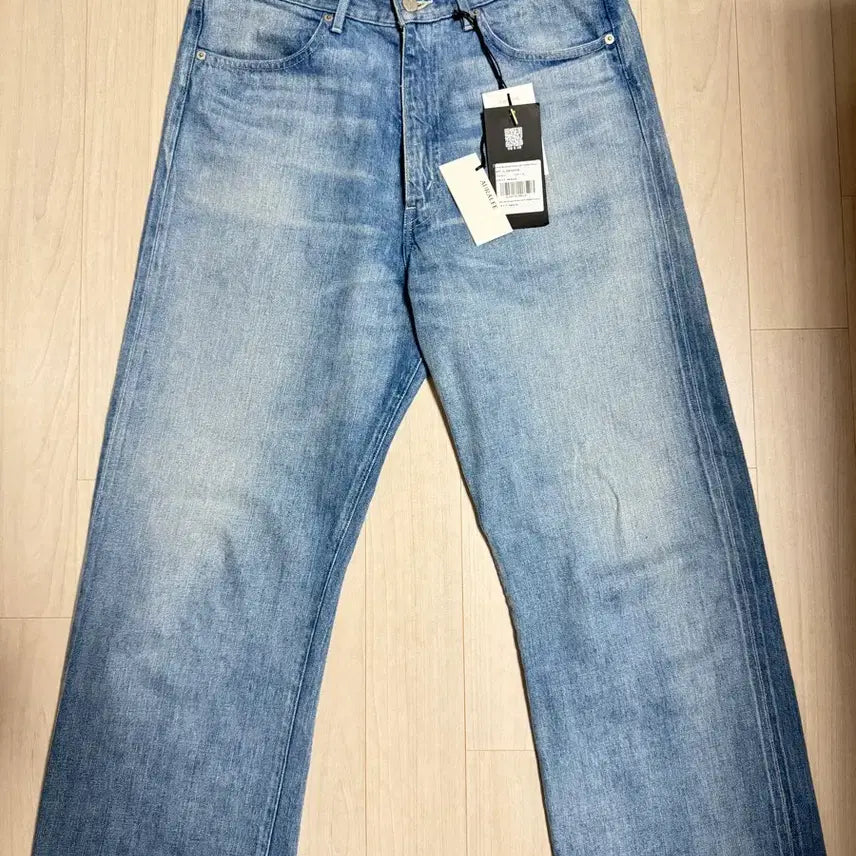 [BUNJANG] Auralee 25ss Selvage Fade Light Denim Pants Size 4 / 오라리) 25ss 셀비지 페이드 라이트 데님 4