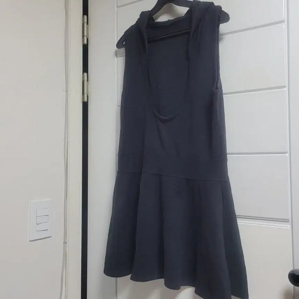 [BUNJANG] Sleeveless Hooded Dress - Black / 민소매 후드 원피스 F