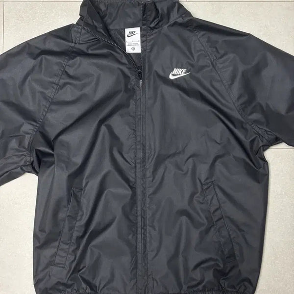 [BUNJANG] Nike Windbreaker Jacket / 미착용 새제품 나이키 바람막이