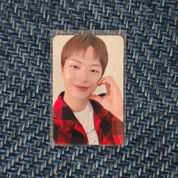 [BUNJANG] Yook Sung Jae Pop-up Store Photocard / 육성재 팝업스토어 포카