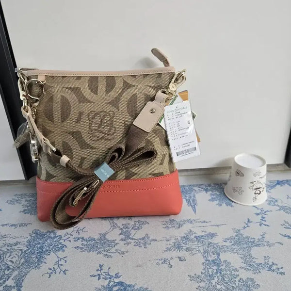 [BUNJANG] Louis Quatorze Monogram Crossbody Bag Coral / 루이까또즈 정품 모노그램 크로스백 코랄(새상품)