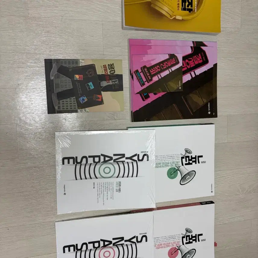 [BUNJANG] Neuron, Synapse, Ethics Glossary, Shenti Deungbojap Textbooks / 뉴런, 시냅스(미개봉), 잘생긴 윤리, 윤리 용어사전, 듣보잡