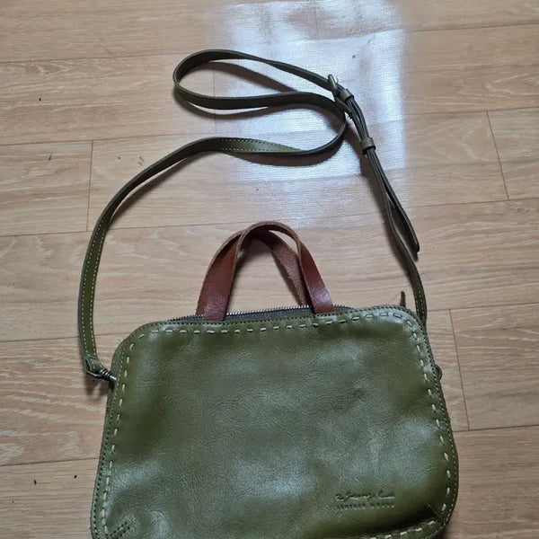 [BUNJANG] Vegetable Tanned Cowhide Crossbody Bag Olive Green / 베지터블 소가죽 . 크로스백 올리브 그린 가로25세16 폭4cm