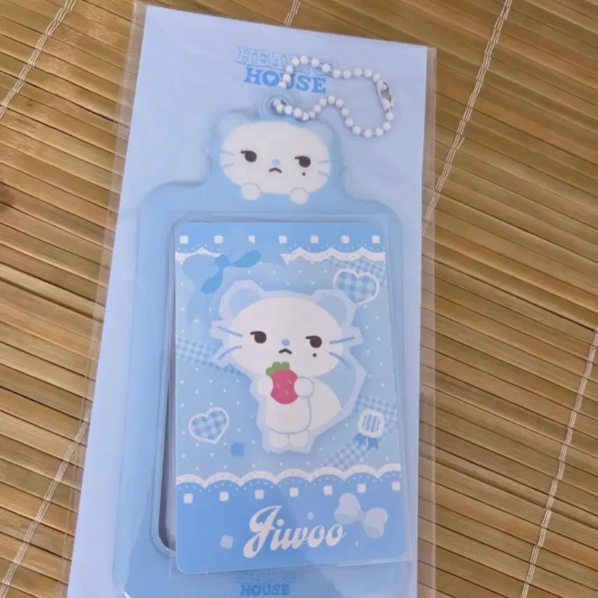 [BUNJANG] HA:TUHA Jiwoo Jujevi Photocard Holder / 하투하 지우 쮸제비 포카홀더