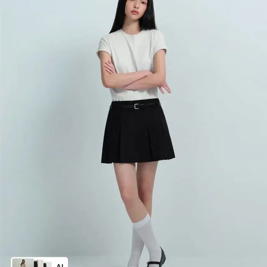 [BUNJANG] Musinsa Standard Women's Cotton Pleated Mini Skirt / 무신사 스탠다드 우먼즈 코튼 플리츠 미니 스커트