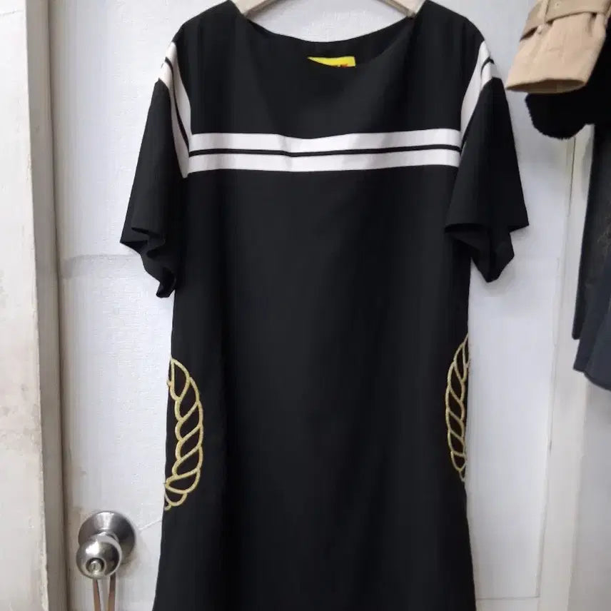 [BUNJANG] Lucky Chouette Dress / 럭키슈에뜨 원피스 36