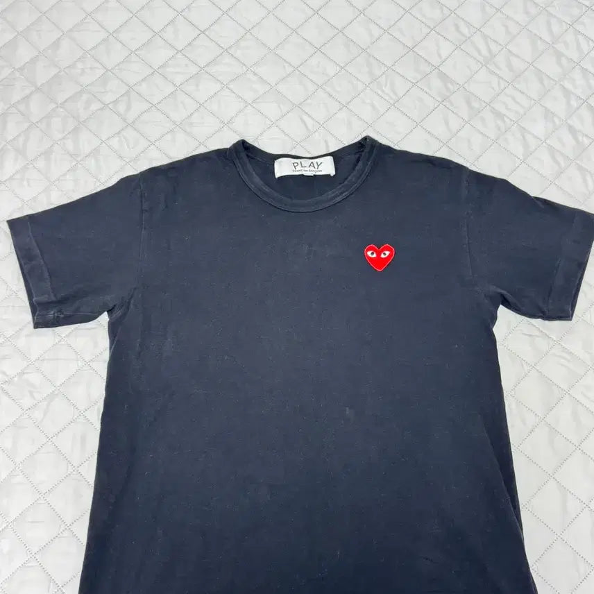 [BUNJANG] Comme des Garçons PLAY Red Heart T-Shirt Black L / 플레이 꼼데가르송 레드 하트 티셔츠 블랙