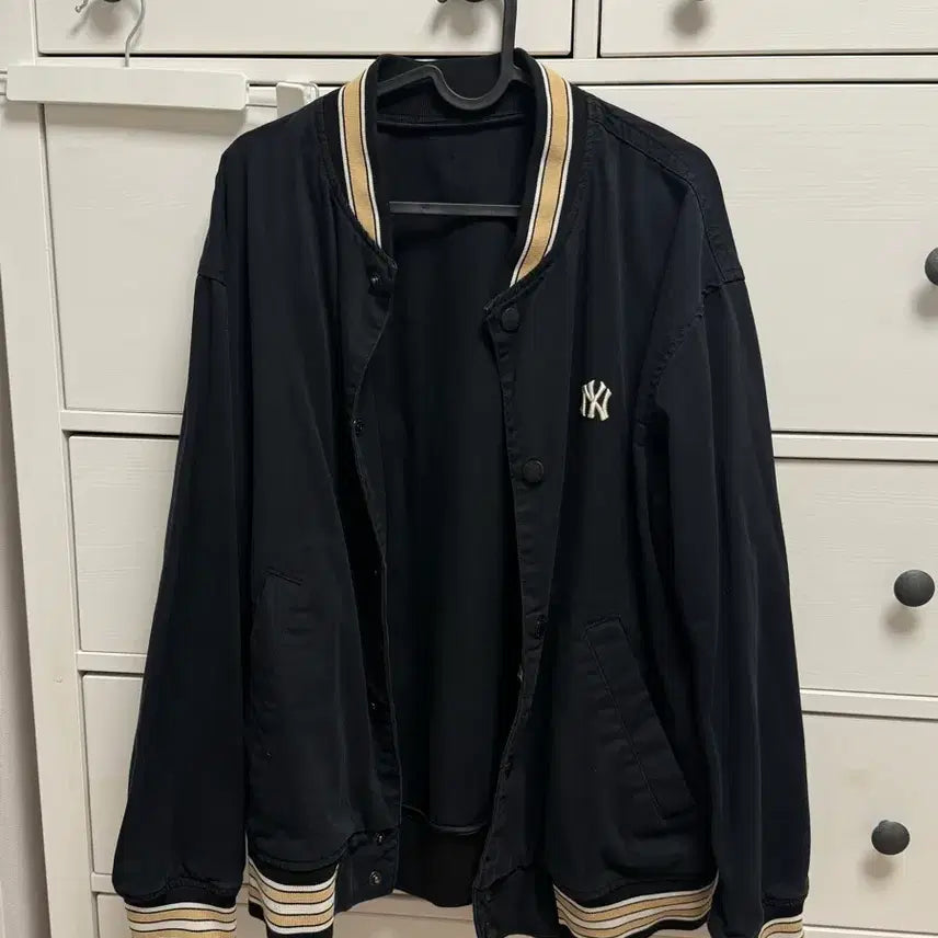 [BUNJANG] MLB New York Yankees Varsity Jacket / mlb 양키스 바시티 자켓