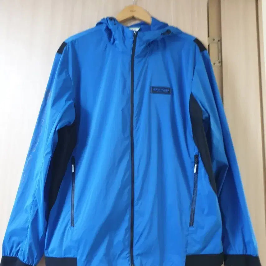 [BUNJANG] Discovery Expedition Lightweight Windbreaker Jacket 110 / 디스커버리 바람막이