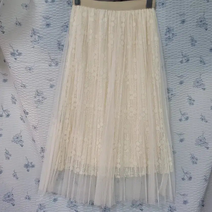 [BUNJANG] Lace Skirt / 레이스치마