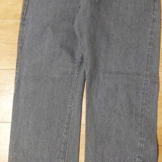[BUNJANG] Shiota New Straight Medium Grey Denim / 시오타 뉴스트레이트 미디엄그레이