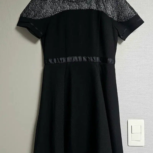 [BUNJANG] Black Dress (Size 55) / [거의새옷] 블랙 원피스 55