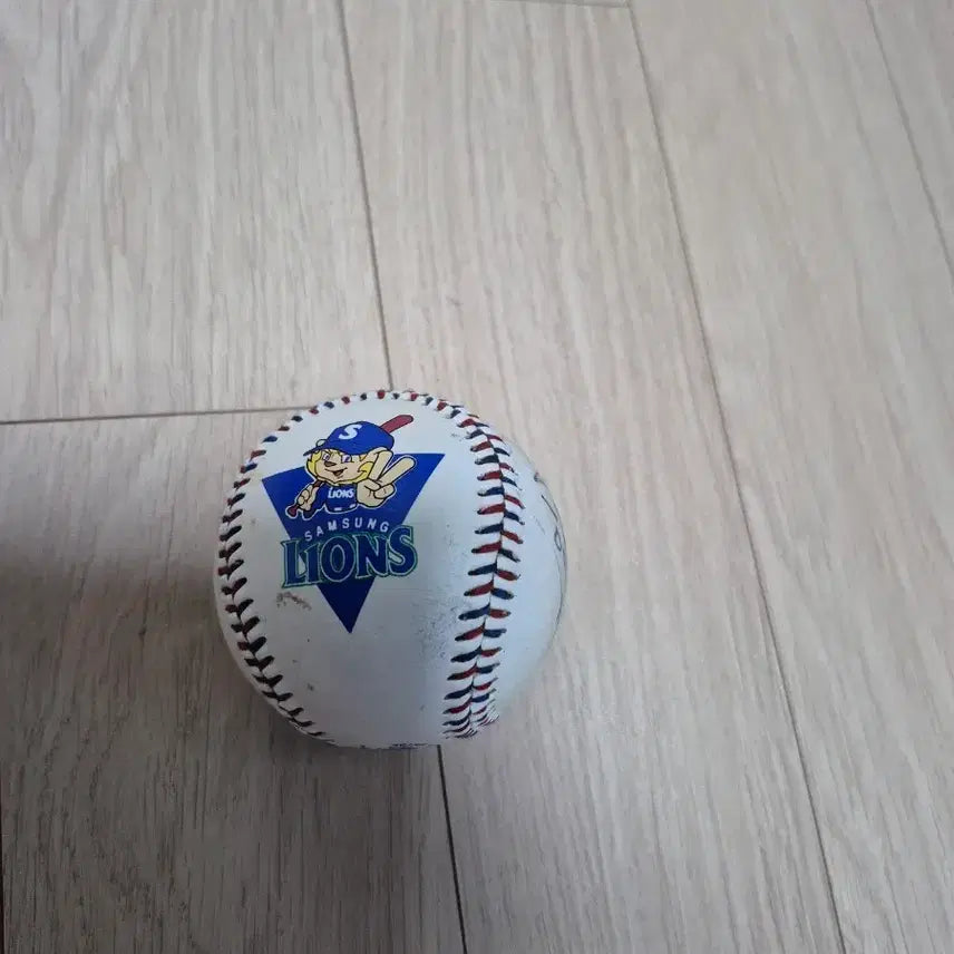 [BUNJANG] Samsung Lions Baseball / 삼성라이언즈야구공팔아요