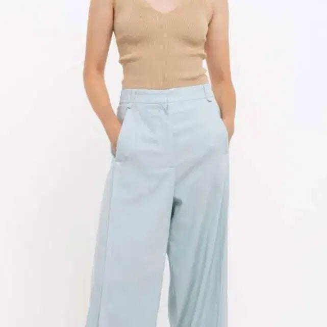 [BUNJANG] NEHERA Sky Blue Spring/Fall Pants / NEHERA 네헤라 스카이블루 봄-가을 바지 새상품