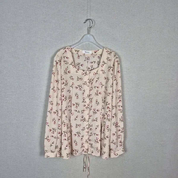 [BUNJANG] Romistory Plus Size Floral Square Neck Blouse / (#99추천)빅사이즈 플로럴 스퀘어넥 블라우스