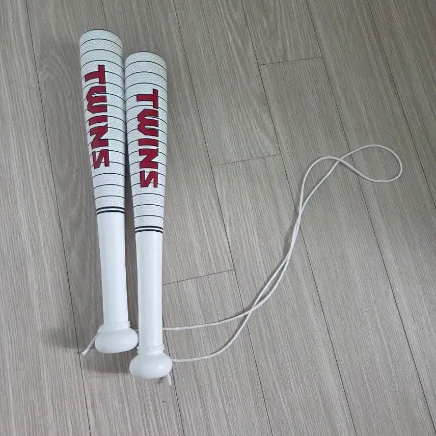 [BUNJANG] LG Twins Baseball Bat Cheering Stick / LG트윈스 응원봉 응원배트