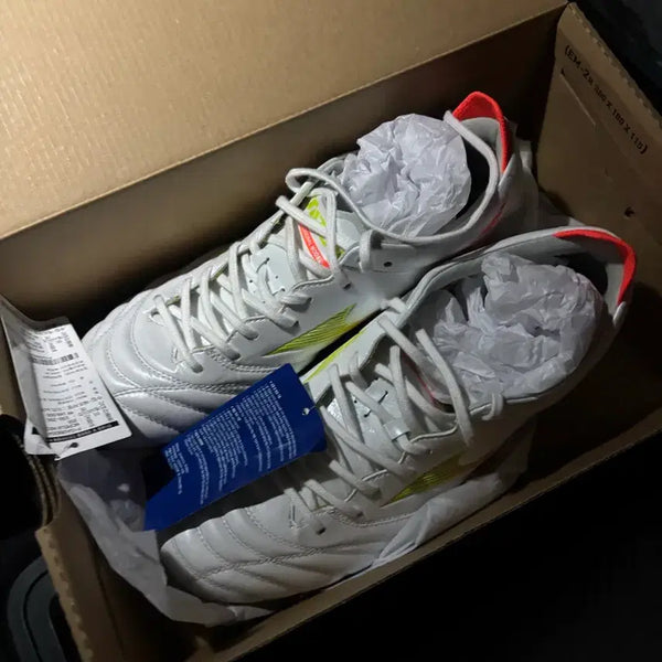 [BUNJANG] Mizuno Morelia Neo 5 Beta Elite 270 Soccer Cleats / 미즈노 모렐리아 네오5 베타 엘리트 270