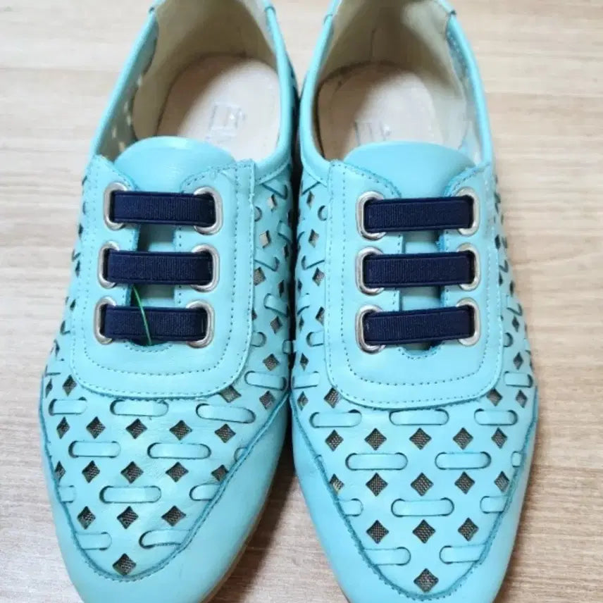 [BUNJANG] Kathy Rochish Punched Shoes / KATHY 여성 락피쉬  펀칭 슈즈