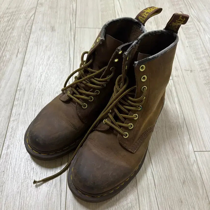 [BUNJANG] Dr. Martens 1460 Crazy Horse Boots / 닥터마틴 1460 크레이지홀스 260