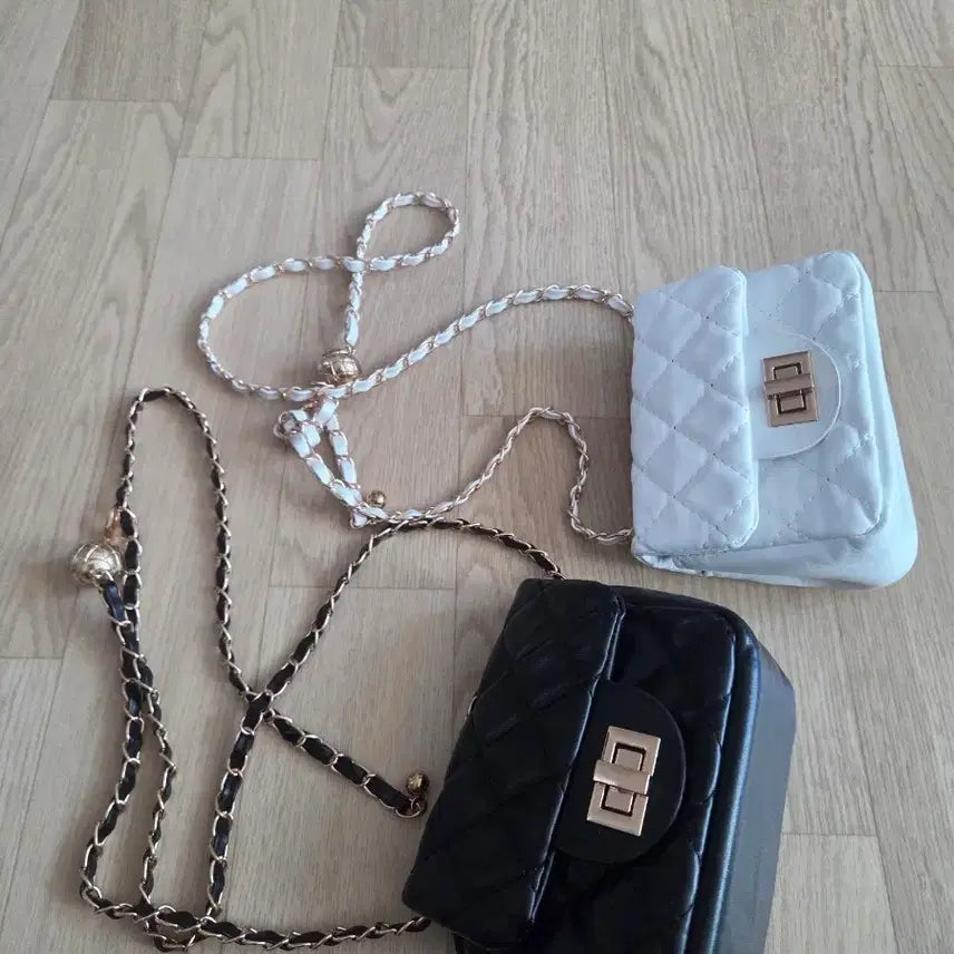 [BUNJANG] Chain Mini Bag - Black / 체인 미니 백 블랙