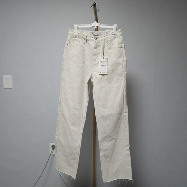 [BUNJANG] Zara Women's Straight Fit Cutting Denim Pants / 36 ) 자라 여성 스트레이트핏 커팅 데님팬츠