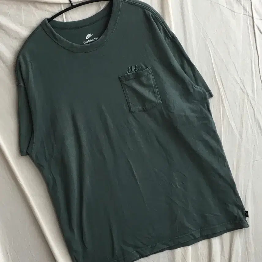 [BUNJANG] Nike Chest Pocket Short Sleeve T-Shirt / 나이키 가슴포켓 반팔티
