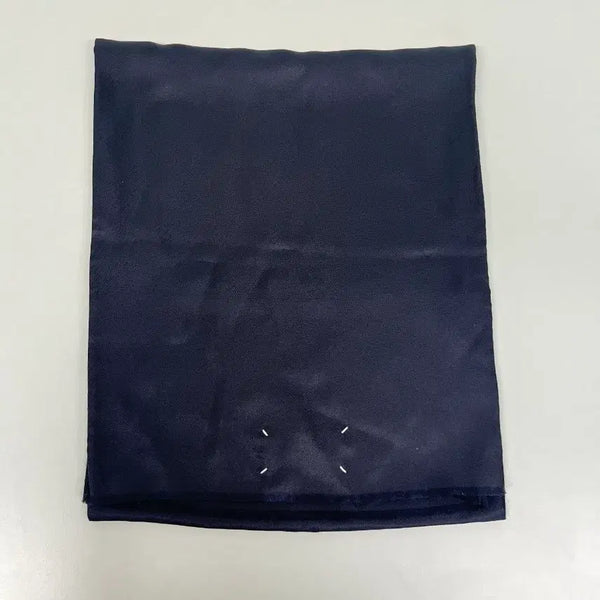 [BUNJANG] Maison Margiela Basic Design Navy Silk Scarf / [정품] 메종마르지엘라 베이직 디자인 네이비 실크 머플러