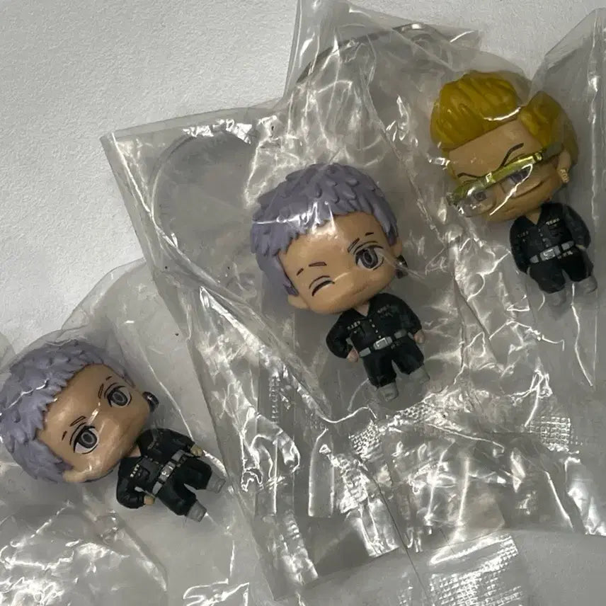 [BUNJANG] Tokyo Revengers Gacha Mitsuya & Kisaki Figures / 도쿄리벤저스 도리벤 가챠 미츠야 키사키