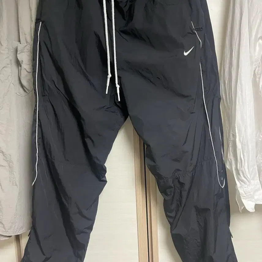 [BUNJANG] Nike Solo Swoosh Track Pants Black L / 나이키 솔로 스우시 트랙 팬츠 블랙 - L