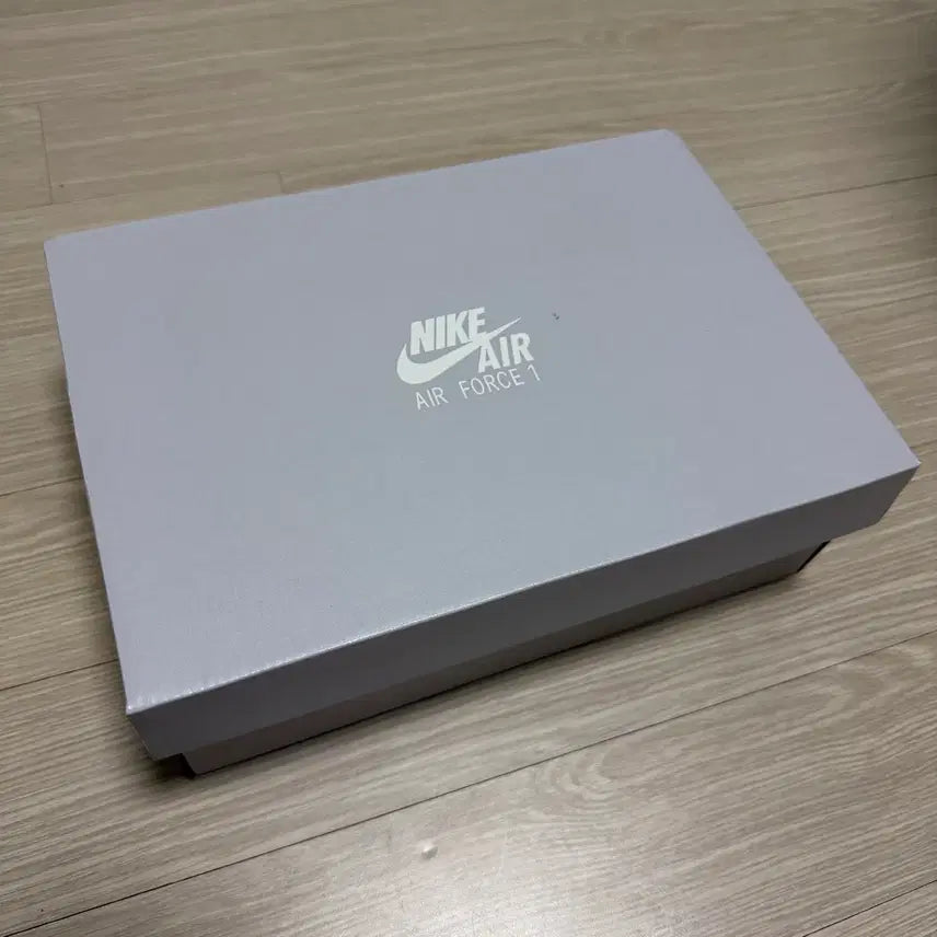 [BUNJANG] Nike Air Force 1 Women's 235mm / (미개봉) 나이키 에어포스 1 235mm