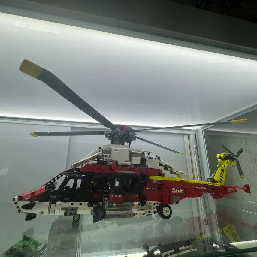 [BUNJANG] LEGO Technic 42145 Airbus H175 Rescue Helicopter / 레고 테크닉 42145