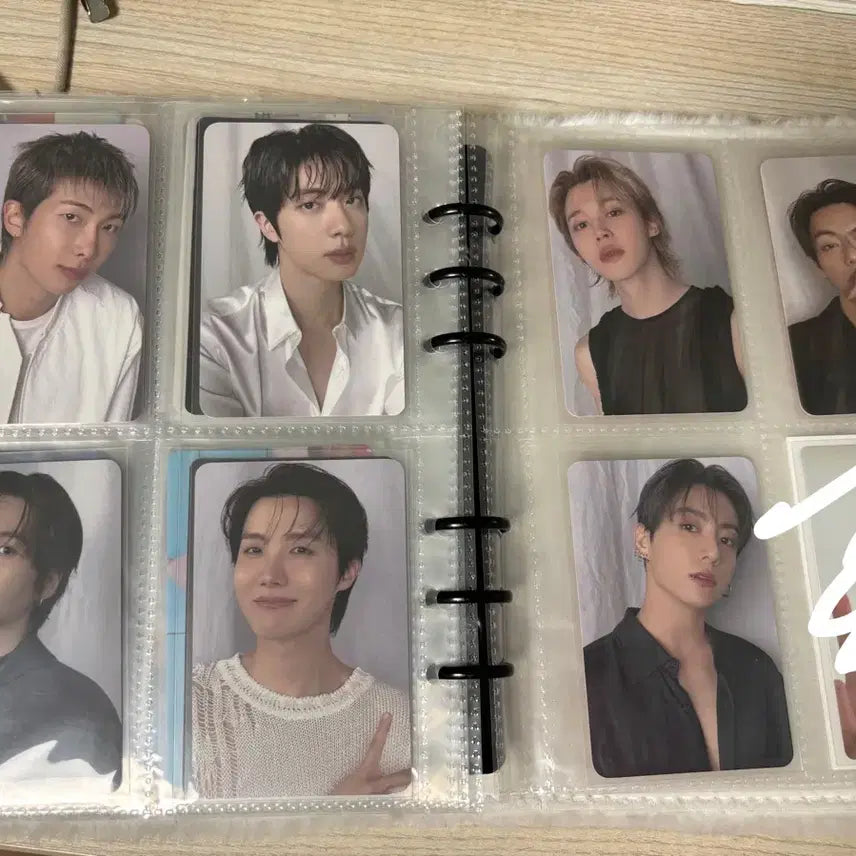 [BUNJANG] BTS Arirang Goyangcon ARMY ZONE Photocard Bundle Set / 방탄소년단 아리랑 고양콘 아미존 포카 일괄 판매