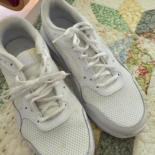 [BUNJANG] Nike White Sneakers Women's Size 245 / 나이키  횐색운동화몆번안신음 245
