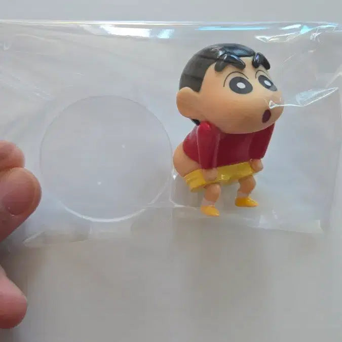[BUNJANG] Crayon Shin-chan Figure with Stand / 짱구 피규어(스탠드 받침대포함)