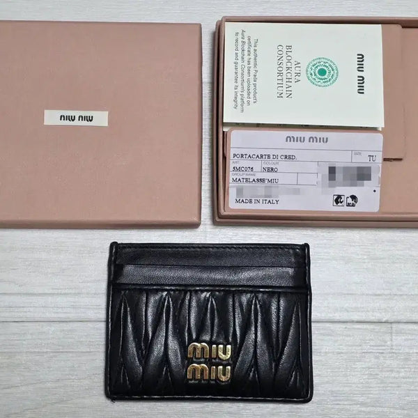 [BUNJANG] Miu Miu Matelassé Card Holder Black / 미우미우 마테라쎄 카드지갑 블랙