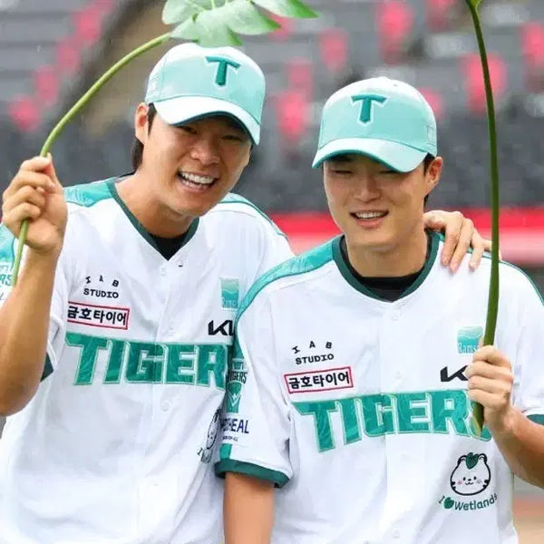 [BUNJANG] Kia Tigers Ramsar 2026 Baseball Jersey (Size 100) / 기아타이거즈유니폼람사르2026