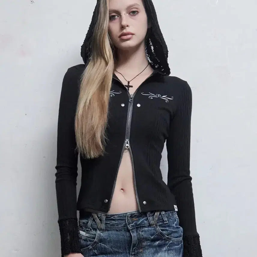 [BUNJANG] Hilda Lace Embroidery Hooded Zip-Up Jacket [Black] / 새상품) 힐다 레이스 엠브로이더리 후드 집업 [블랙]