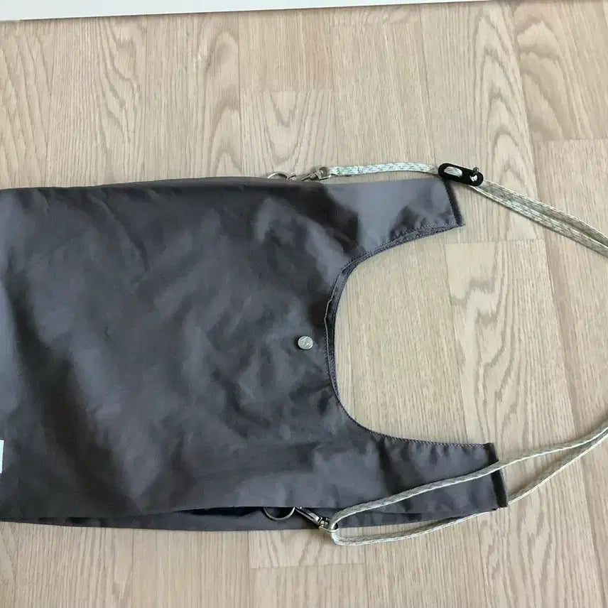 [BUNJANG] DANTON 2-Way Crossbody Bag Grey / 단톤 투웨이 크로스백 그레이