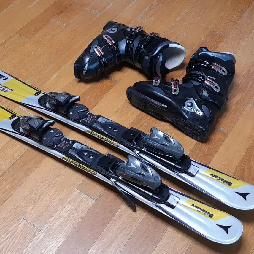 [BUNJANG] Atomic 120cm Short Skis with Lange 270-275mm Ski Boots / 아토믹 숏스키 120, 부츠 270~275mm