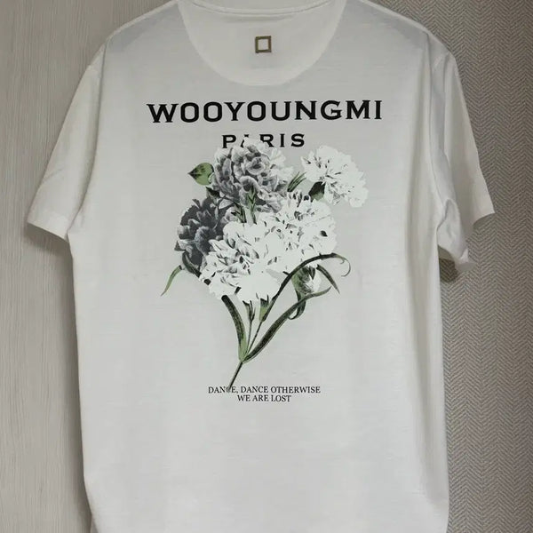 [BUNJANG] Wooyoungmi 21ss Flower Short Sleeve T-Shirt White / (44) 21ss 우영미 플라워 반팔 티셔츠 화이트