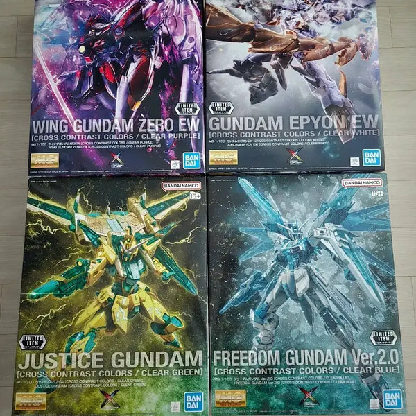 [BUNJANG] Cross Contrast Color Master Grade Gundam Bundle Set (Wing Zero EW, Epion EW, Justice, Freedom Ver.2.0) / 일괄판매 콘트라스트 윙 제로 EW  / 에피온 EW  / 저스티스 / 프리덤
