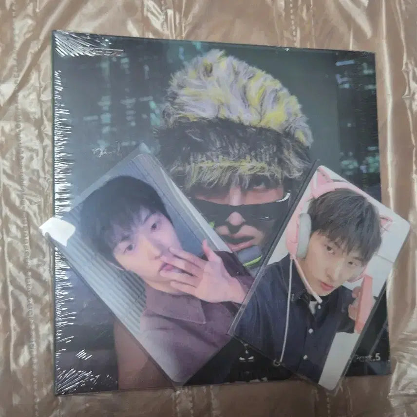 [BUNJANG] ATEEZ Mingi Cat Agent + Lenticular Set / 에이티즈 민기 고양이요원+렌티큘러